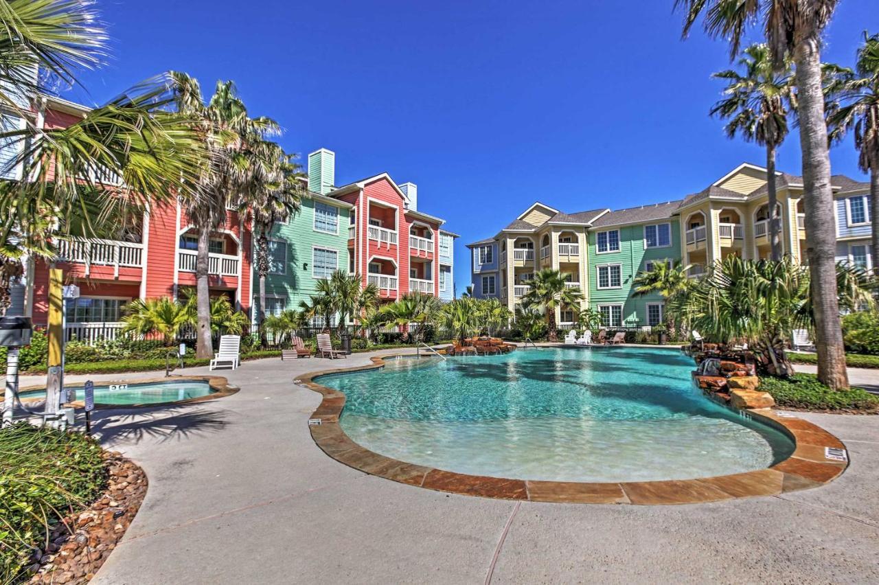 Colorful Galveston Retreat Steps From Beach And Pool Exterior photo